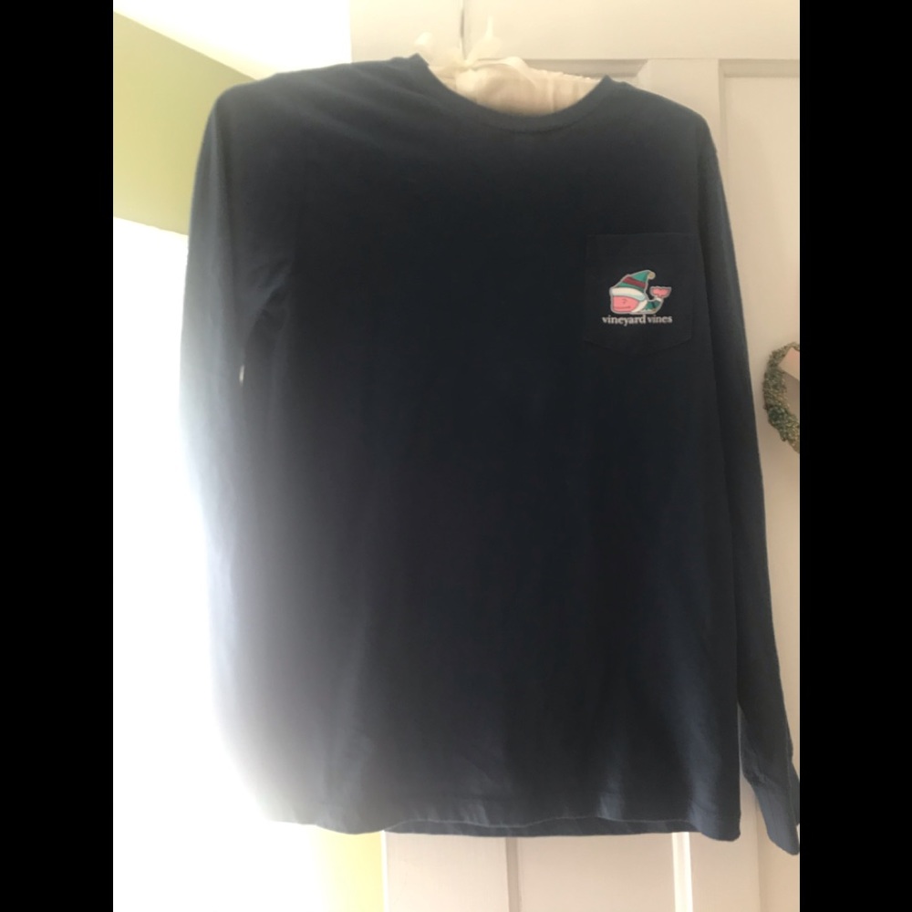 Boys Christmas 🎄 Vineyard Vines  long sleeve T